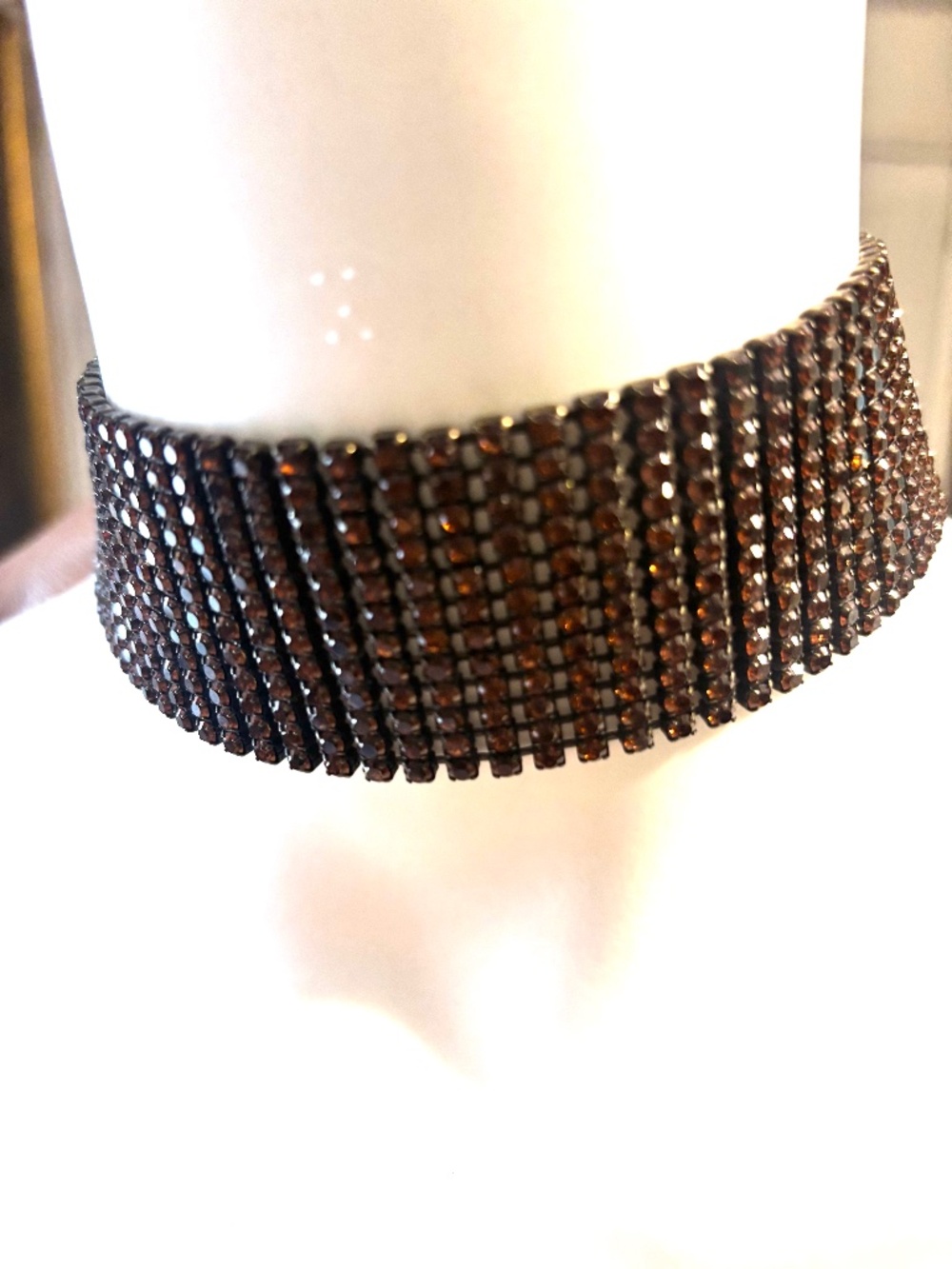 Van Galz Women’s Choke Adjustable Hook Closure NWOT